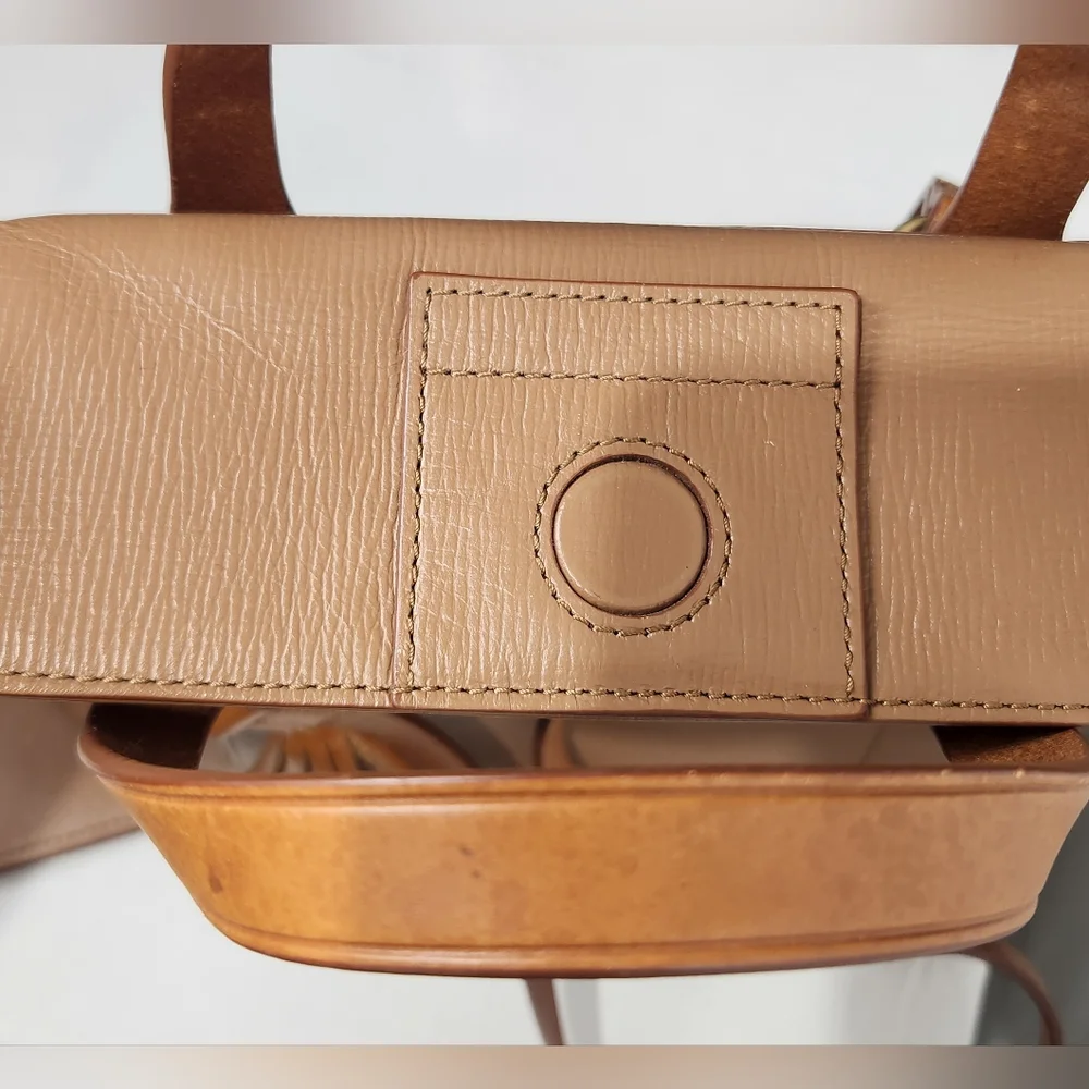Dooney & Bourke Morgan Saddle Tan Leather Handbag With Coin Wallet